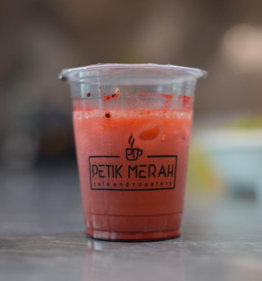 Petik Merah Homestay Pakualaman Exterior foto